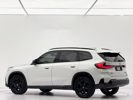 2023 BMW X1 Long 20Li sDrive III (U11/U12), белый, 2590000 рублей, вид 4