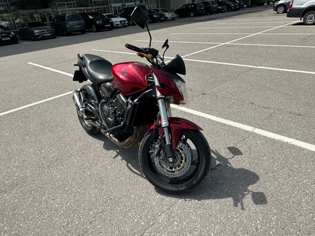 2010 Honda CB 600F Hornet, красный, 500000 рублей, вид 4