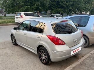 2011 Nissan Tiida I Рестайлинг, серебристый, 349000 рублей, вид 4