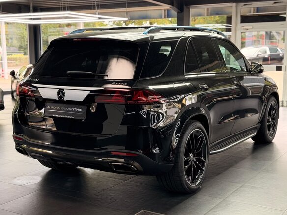 2026 Mercedes-Benz GLE 450 d II (V167) Рестайлинг 2, чёрный, 16990000 рублей - вид 2