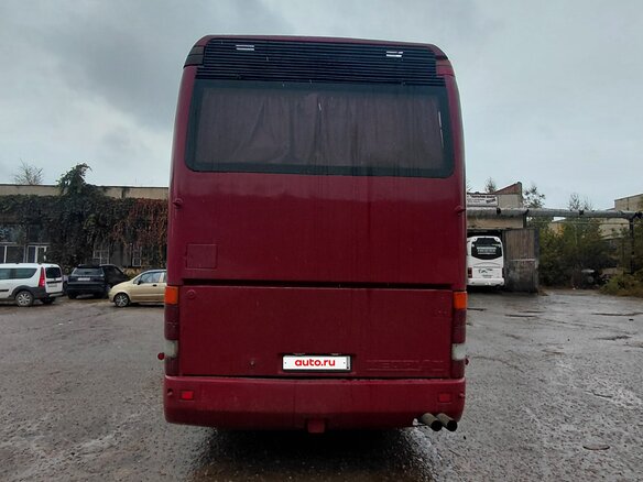 1987 Neoplan Centroliner, красный, 2100000 рублей - вид 2