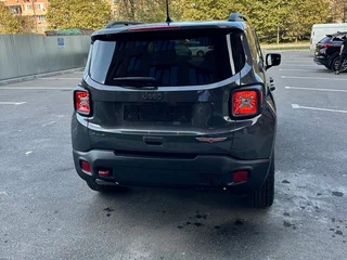 2022 Jeep Renegade I Рестайлинг, серый, 2250000 рублей, вид 4