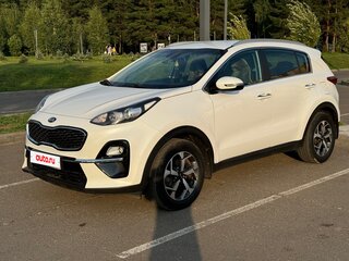 2019 Kia Sportage IV Рестайлинг, белый, 2240000 рублей, вид 3