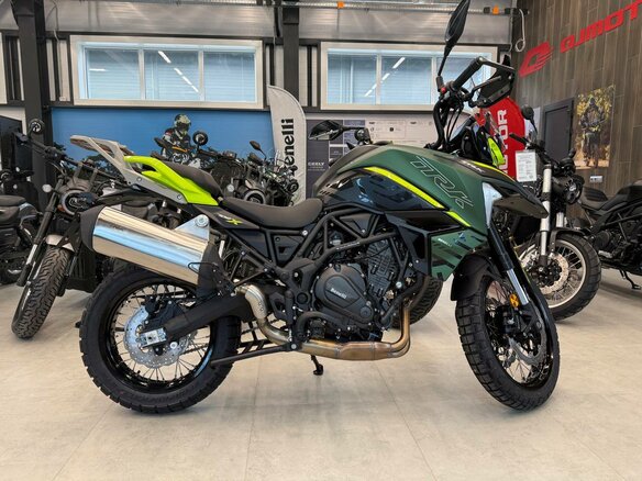 2026 Benelli TRK 702 X, зелёный, 739000 рублей - вид 8