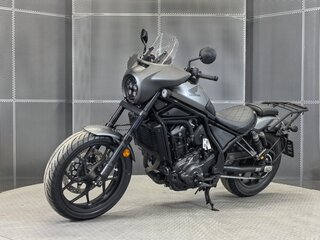 2023 Honda CMX 1100 Rebel, серый, 1097000 рублей, вид 4