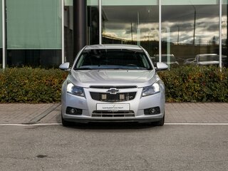 2011 Chevrolet Cruze I, серебристый, 650000 рублей, вид 3