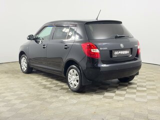 2013 Skoda Fabia II Рестайлинг, чёрный, 559900 рублей, вид 2