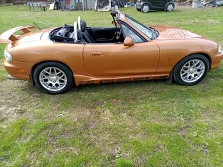 1998 Mazda MX-5 II (NB), золотистый, 960000 рублей, вид 3