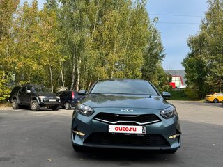 2022 Kia Ceed III Рестайлинг, серый, 2500000 рублей, вид 5
