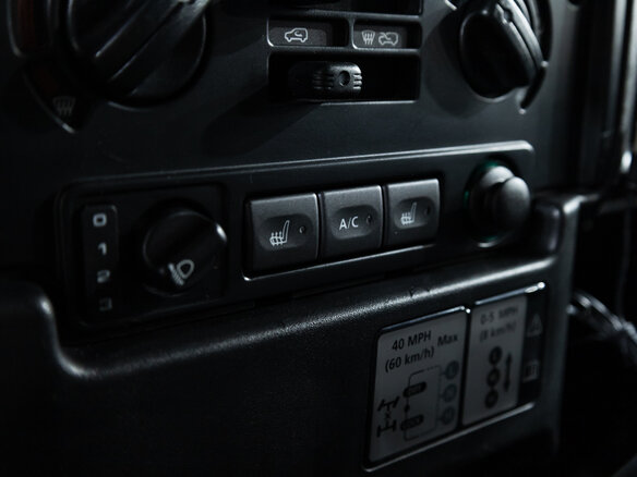 2007 Land Rover Defender 90 I Рестайлинг, зелёный - вид 16