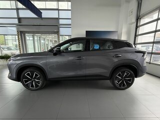 2026 Omoda C5 II, серый, 2929000 рублей, вид 3