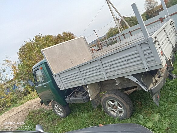 1982 УАЗ 469 469, зелёный - вид 3