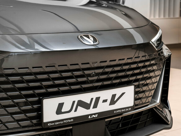 2024 Changan UNI-V I, серый, 2600000 рублей - вид 7