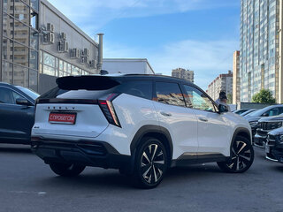2024 Geely Atlas II, белый, 2049000 рублей, вид 3