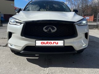 2020 Infiniti QX50 II, белый, 3000000 рублей, вид 2