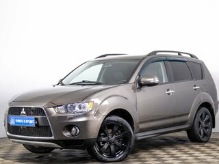 2010 Mitsubishi Outlander II Рестайлинг, коричневый, 1099000 рублей, вид 3
