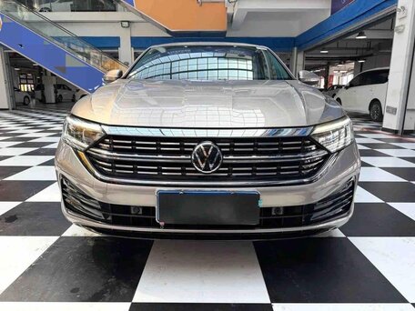 2023 Volkswagen Sagitar III Рестайлинг, бежевый, 1430000 рублей, вид 3