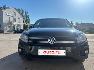 2013 Volkswagen Tiguan I Рестайлинг, чёрный, 1300000 рублей, вид 1