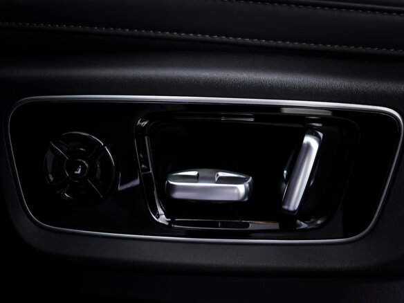 2024 Li Auto (Lixiang) L7 42.8 kWh I Рестайлинг, серый, 6760000 рублей - вид 16