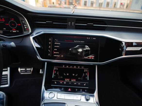 2019 Audi A6 55 TFSI V (C8), чёрный, 4899000 рублей - вид 30