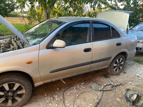 2003 Nissan Almera II (N16), серебристый, 245000 рублей, вид 4