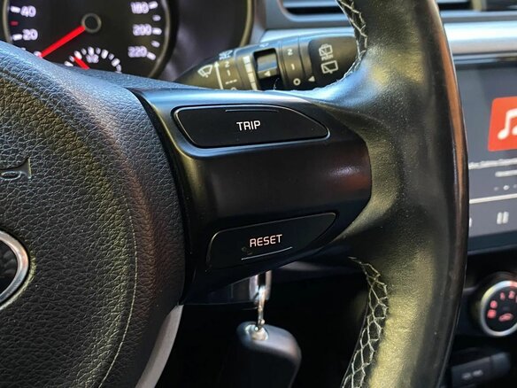 2018 Kia Rio X-Line IV, белый, 998000 рублей - вид 11