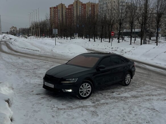 2018 Skoda Superb III, чёрный, 1750000 рублей - вид 25