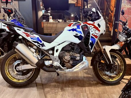 2025 Honda CRF 1100L Africa Twin, белый, 2375000 рублей, вид 1