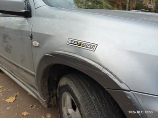 2004 Mitsubishi Outlander I, серый, 565000 рублей, вид 4