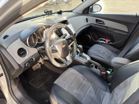 2012 Chevrolet Cruze I, серебристый, 620000 рублей, вид 5