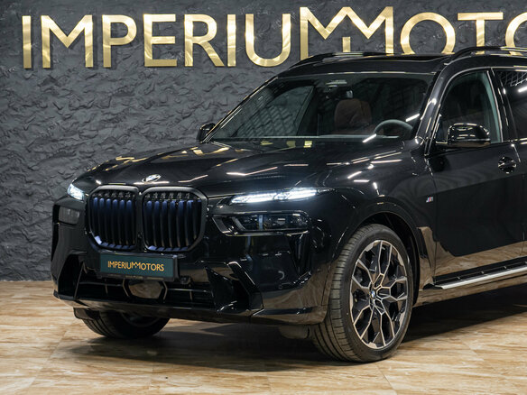 2026 BMW X7 40d I (G07) Рестайлинг, чёрный, 18490000 рублей - вид 4