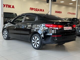 2015 Kia Rio III Рестайлинг, чёрный, 1175000 рублей, вид 4