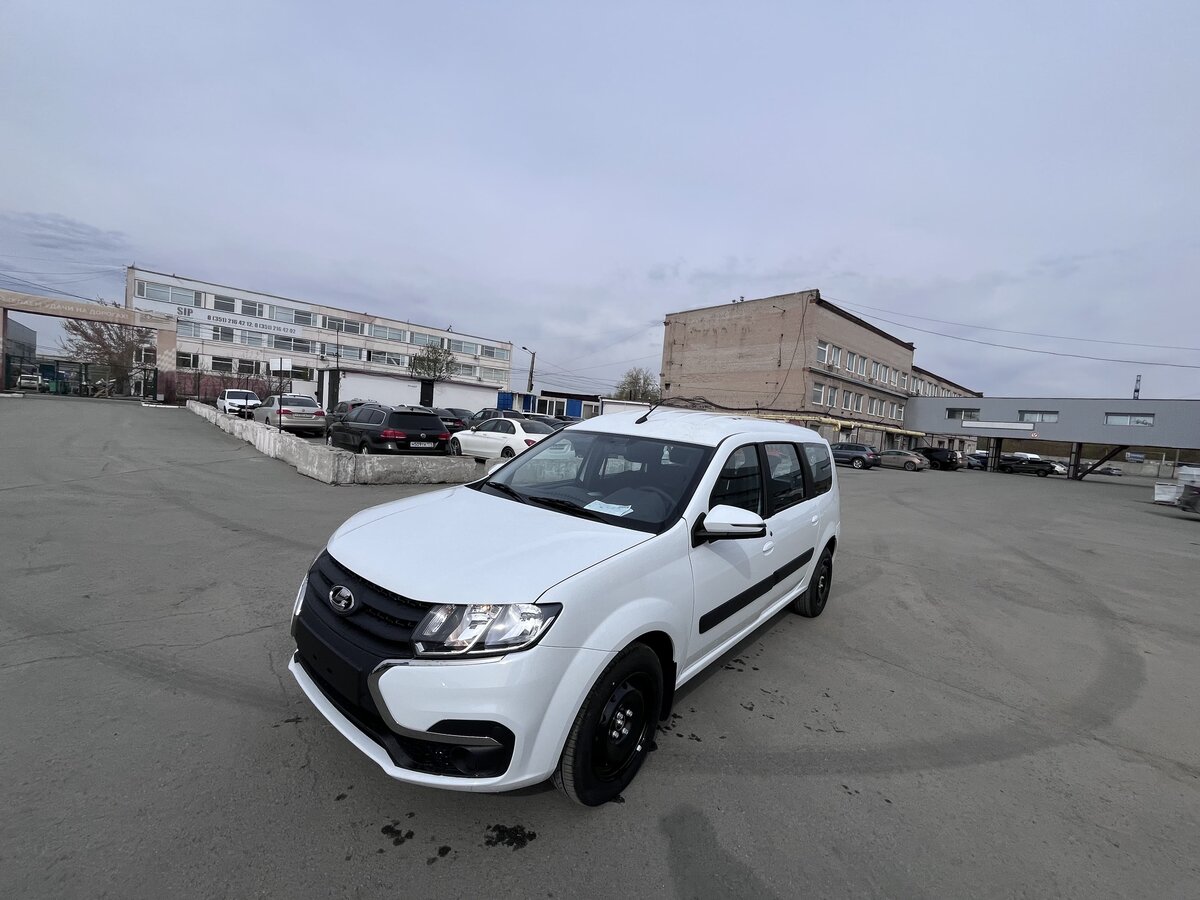 Открыть фотографии: Lada (ВАЗ) Largus I Рестайлинг