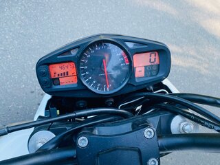 2009 Suzuki GSR 600, белый, 370000 рублей, вид 2