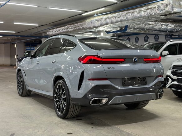2025 BMW X6 40i III (G06) Рестайлинг, серый, 16380000 рублей - вид 5