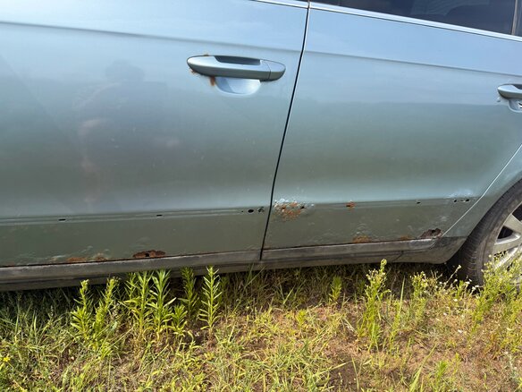 2005 Volkswagen Passat B6, голубой, 300000 рублей - вид 9