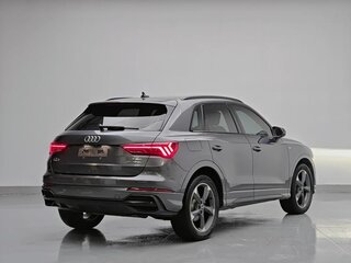 2022 Audi Q3 35 TFSI II (F3), серый, 2040000 рублей, вид 4