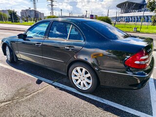 2004 Mercedes-Benz E-Класс 320 III (W211, S211), зелёный, 565000 рублей, вид 3