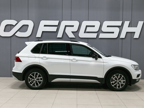 2019 Volkswagen Tiguan II, белый, 2650000 рублей - вид 3