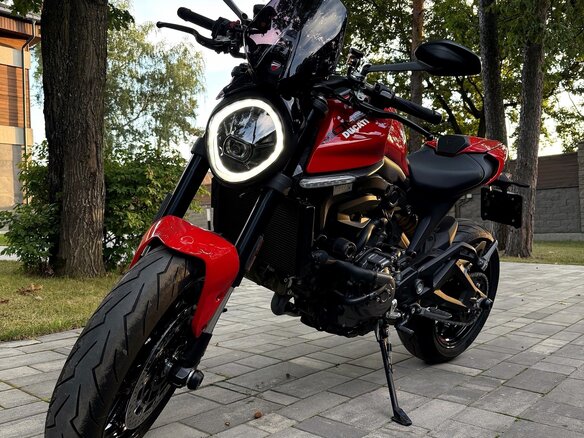 2021 Ducati Monster 937, красный, 1150000 рублей