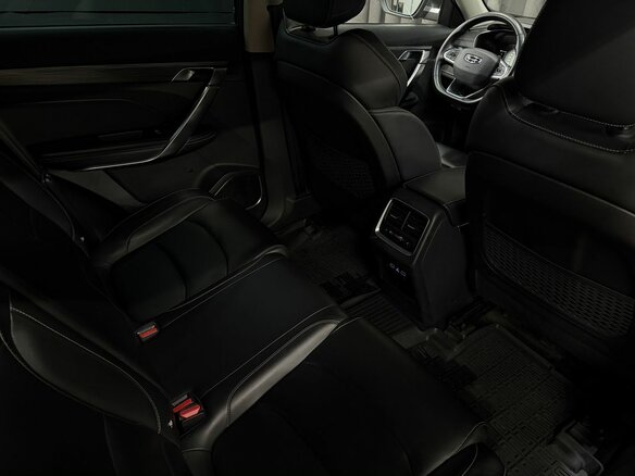 2023 Geely Atlas Pro, серый, 1599900 рублей - вид 21