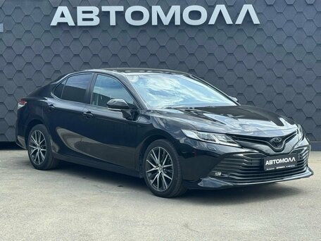 Toyota Camry VIII (XV70)