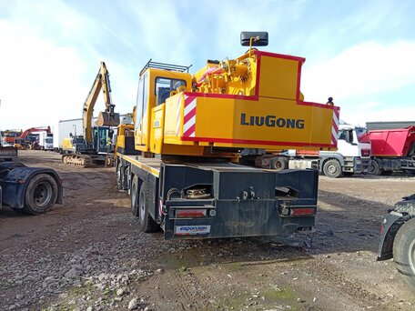 2024 LiuGong LTC320L5, жёлтый, 11063700 рублей, вид 4