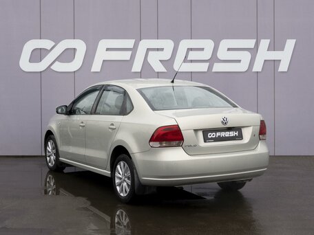 2011 Volkswagen Polo V, серебристый, 919000 рублей, вид 2