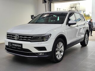 2017 Volkswagen Tiguan II, белый, 2419000 рублей, вид 1