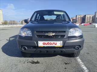2012 Chevrolet Niva I Рестайлинг, серый, 565000 рублей, вид 1