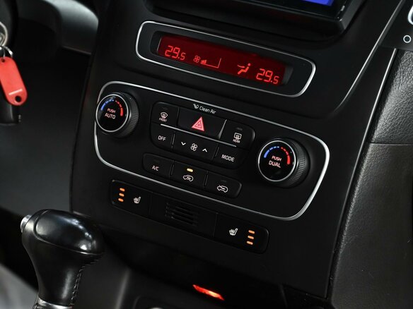 2013 Kia Sorento II Рестайлинг, белый - вид 10