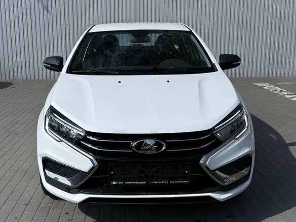 2026 Lada (ВАЗ) Vesta CNG I Рестайлинг (NG), белый, 1876000 рублей - вид 1
