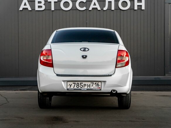2014 Lada (ВАЗ) Granta I, белый, 390000 рублей - вид 6