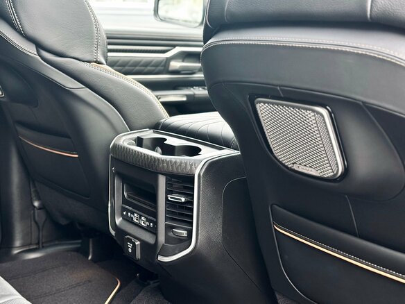 2026 Ram 1500 Crew Cab V Рестайлинг, синий - вид 16